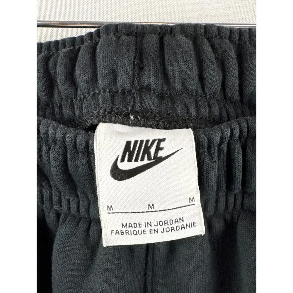 Men’s Nike Medium Black Cargo Joggers